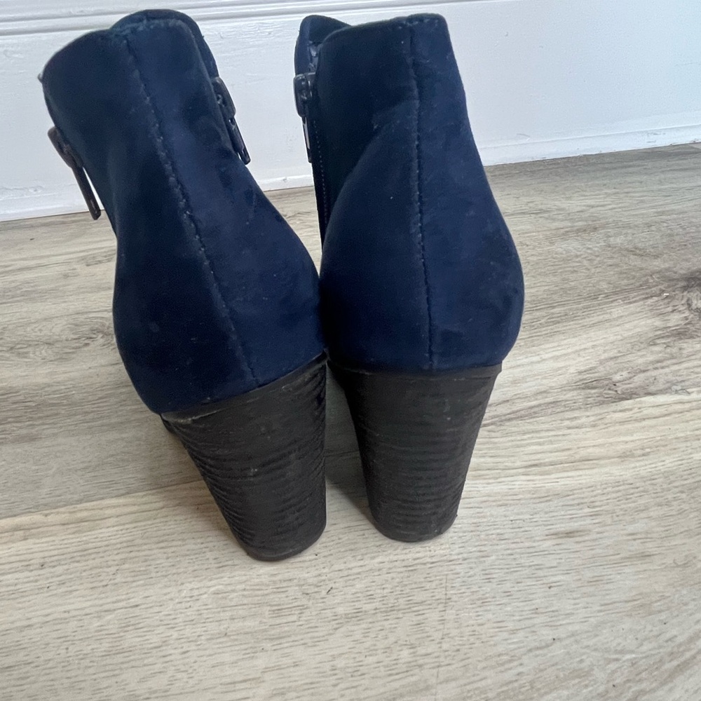 Carlos Santana Hacey Navy Blue Ankle Boots Side Zip Women’s Sz 7 M 3.5 Inch Heel - Picture 10 of 12